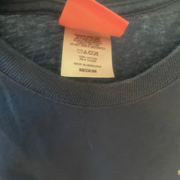 Simply southern long sleeve size medium shirt in good condition - Picture 3 of 3